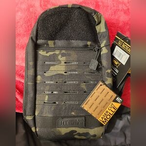 NWT‎ Highland Tactical Small Crossbody Backpack Laser Cut Molle
